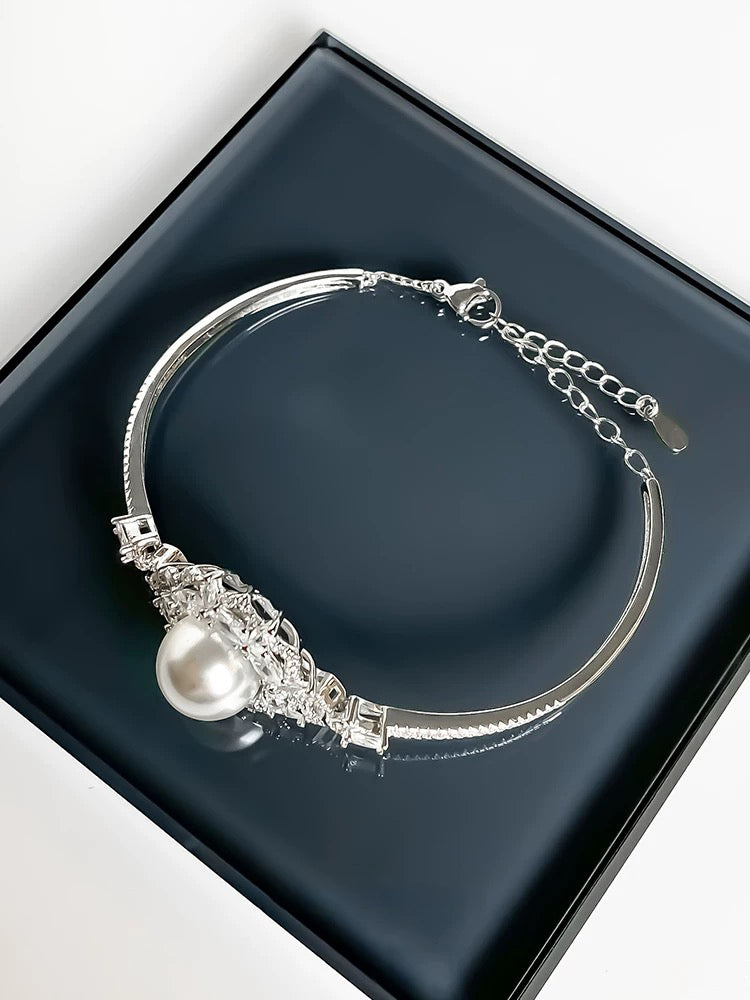 Pearl Bracelet
