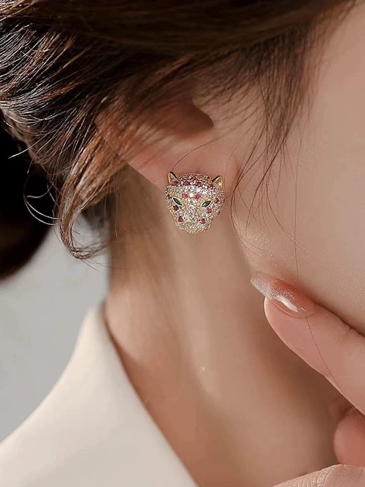 Leopard earring