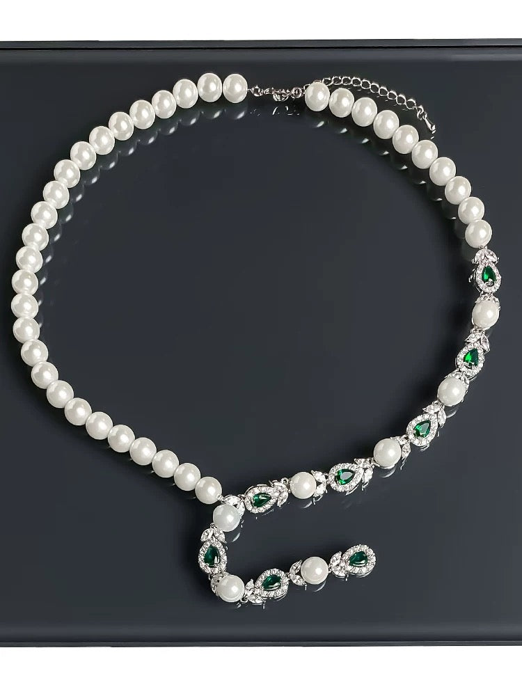 Green light luxury niche bead