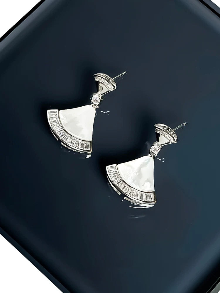 Fan shaped Fritillaria Earrings