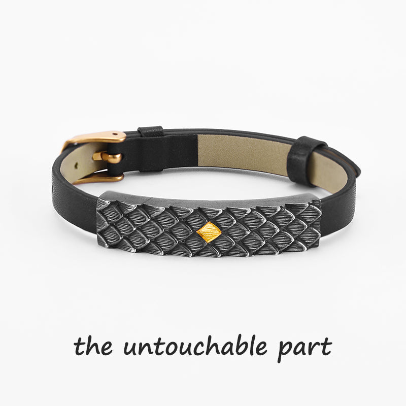 Inverted scales (bracelet)