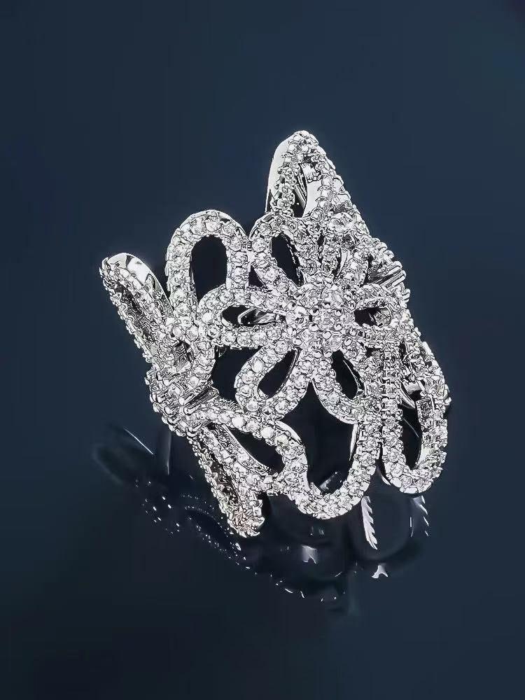 Unique Ring