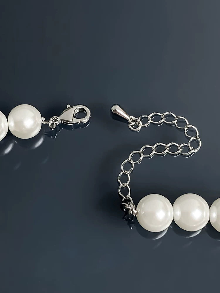 Green light luxury niche bead
