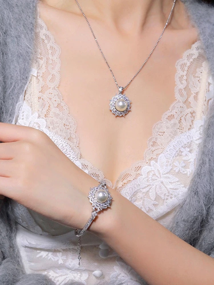 Pearl Bracelet