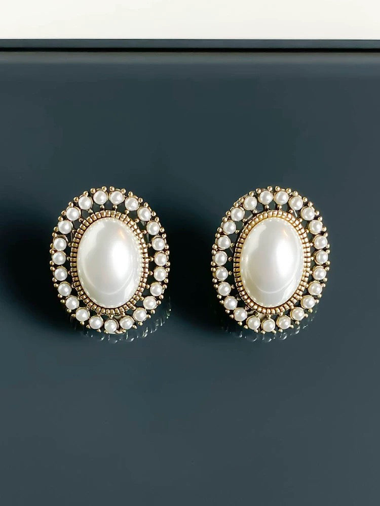 pearl earrings