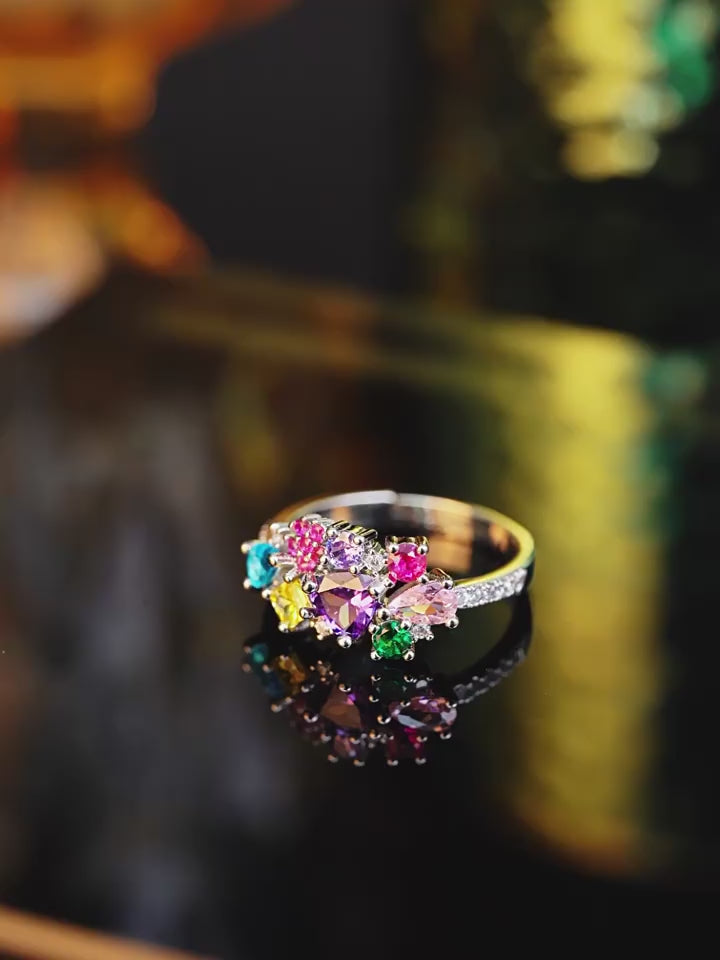 Colored gemstone ring